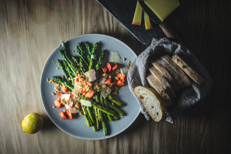 Spargel-Erdbeer-Risotto | CUDDLING CARROTS