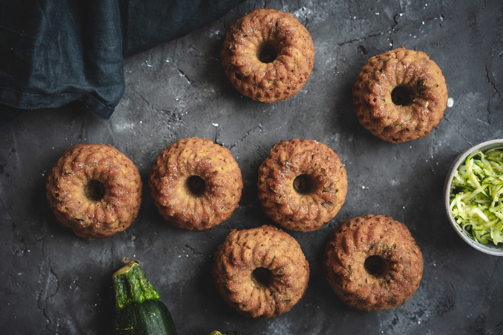 Zucchini-Kokos-Küchlein | CUDDLING CARROTS
